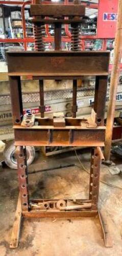 DESCRIPTION: 24" INDUSTRIAL SHOP PRESS LOCATION: WAREHOUSE LOCATION: 6249 LORENS LN. CEDAR HILL, MO 63016 QTY: 1