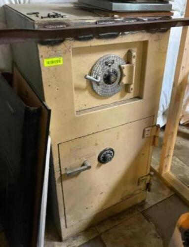 DESCRIPTION: GARY 2-DOOR DIAL SAFE LOCATION: WAREHOUSE LOCATION: 6249 LORENS LN. CEDAR HILL, MO 63016 QTY: 1