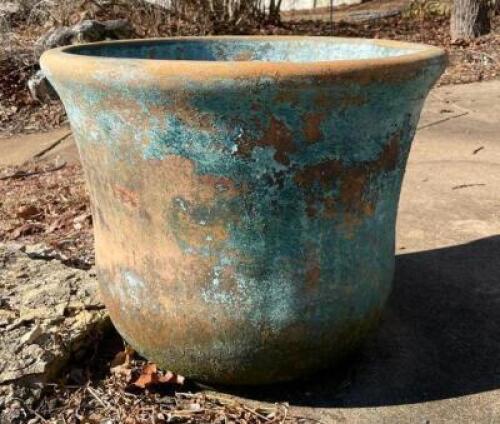 DESCRIPTION: (2) LARGE OUTDOOR PLANTERS LOCATION: HOUSE #2 LOCATION: 6521 WOODLAND DRIVE CEDAR HILL, MO 63016 QTY: 2