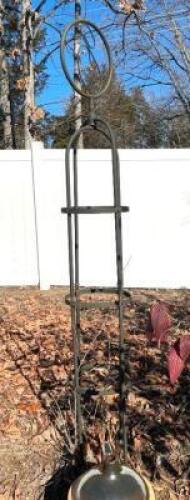 DESCRIPTION: METAL GARDEN TRELLIS LOCATION: HOUSE #2 LOCATION: 6521 WOODLAND DRIVE CEDAR HILL, MO 63016 QTY: 1