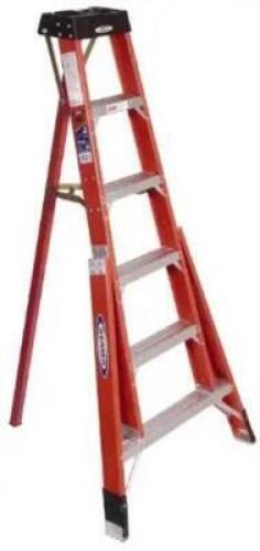 DESCRIPTION: (1) FIBERGLASS TRIPOD STEP LADDER BRAND/MODEL: WERNER/FTP6208 INFORMATION: LOAD CAPACITY: 300 LBS/TYPE IA RETAIL$: 586.78 SIZE: 8'H X 40"