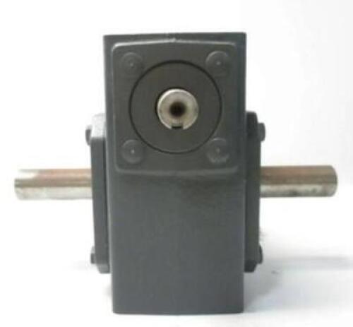 DESCRIPTION: (1) WORM GEAR REDUCER BRAND/MODEL: HUB CITY/0220-60901-211 INFORMATION: GRAY/RATIO: 25:1 RETAIL$: 220 SIZE: 7-1/2"D X 4"W X 6"H QTY: 1