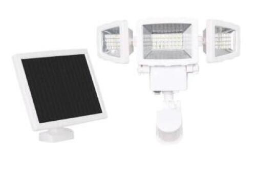 DESCRIPTION: (1) MOTION ACTIVATED OUTDOOR FLOOD LIGHT BRAND/MODEL: WESTINGHOUSE/SR11AC01H-06 INFORMATION: WHITE/130 DEG/LED/SOLAR RETAIL$: 41.15 SIZE: