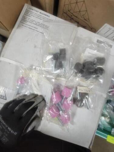 DESCRIPTION: (1) LOT OF MISC DREMEL BITS QTY: 1