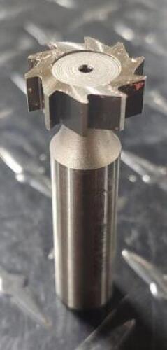 DESCRIPTION: (1) HSS STRAIGHT TOOTH WOODRUFF KEY SEAT CUTTER BRAND/MODEL: KEO 72467814 RETAIL$: 46.34 SIZE: 3/4" DIA 1/4" WIDTH 1/2" SD QTY: 1