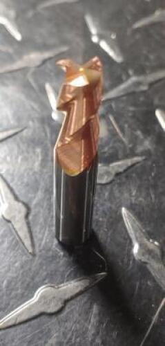 DESCRIPTION: (1) SOLID CARBIDE SQ END MILL BRAND/MODEL: ACCUPRO 09798661 RETAIL$: $45.99 EA SIZE: 11/32" DIA 5/8" LOC 3/8' SD QTY: 1