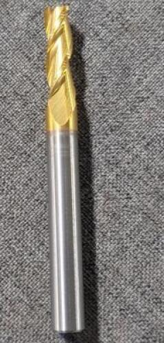 DESCRIPTION: (1) SOLID CARBIDE SQ. END MILL BRAND/MODEL: KENNAMETAL 03209558 RETAIL$: 55.16 SIZE: 7/32" 5/8" LOC 1/4" SD QTY: 1