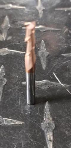 DESCRIPTION: (1) HSSCO8 SQ END MILL BRAND/MODEL: CLEVELAND 87436150 RETAIL$: $38.79` SIZE: 11/64" DIA 1/2" LOC 3/8" SD QTY: 1