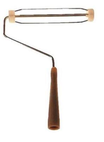 DESCRIPTION: (12) ROLLER FRAME PAINT BRUSH BRAND/MODEL: TRUE VALVE/217158 INFORMATION: BLACK HANDLE/4-WIRE RETAIL$: 111.12 PER LOT SIZE: 1.63"L X 9.75