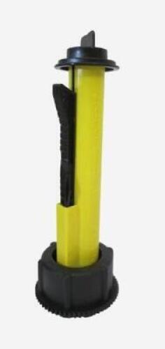 DESCRIPTION: (6) GAS CAN SPOUT BRAND/MODEL: SCEPTER/00072 INFORMATION: YELLOW & BLACK RETAIL$: 53.99 PER LOT SIZE: 4.31"W X 2.37"D X 8.78"H QTY: 6