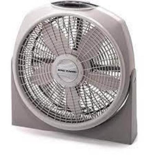 DESCRIPTION: (1) 3 SPEED FLOOR FAN BRAND/MODEL: LASKO WIND MACHINE INFORMATION: WHITE RETAIL$: $104.68 EA SIZE: 23-3 QTY: 1