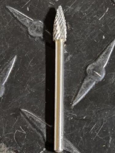 DESCRIPTION: (1) CARBIDE DOUBLE CUT TREE BURR BRAND/MODEL: ATRAX 85283067 RETAIL$: $29.24 SIZE: 3/16" CUT DIA 1/8" SD QTY: 1