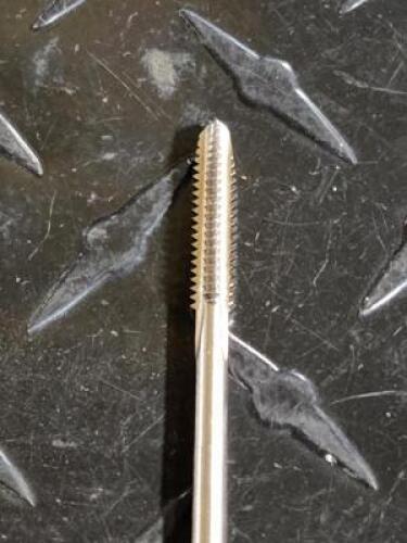 DESCRIPTION: (1) HSS HAND EXTENTION TAP BRAND/MODEL: HERTEL 87151973 RETAIL$: $50.57 SIZE: #10-24 UNC QTY: 1