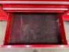 DESCRIPTION: 19-DRAWER TOOL CHES WITH WORK TOP ON CASTERS WITH CONTENTS OF TOOLS PICTURED BRAND/MODEL: US GENERAL INFORMATION: SEE PHOTOS FOR MORE DET - 7