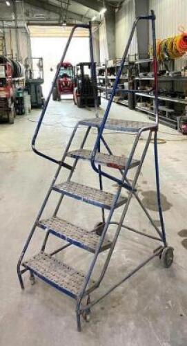 DESCRIPTION: 5 STEP ROLLING SAFETY LADDER QTY: 1