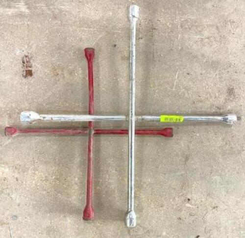 DESCRIPTION: (2) 4-WAY TIRE IRON LUG WRENCH QTY: 2