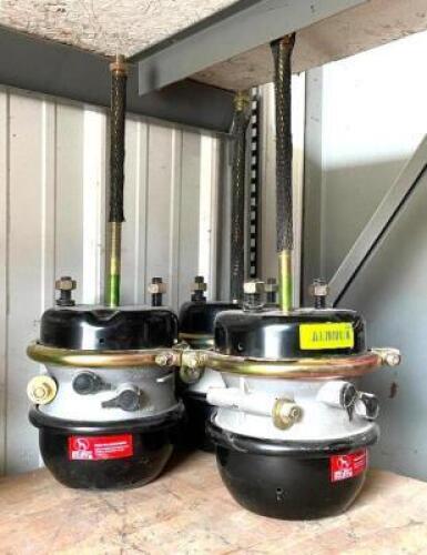 DESCRIPTION: (3) 30/30 LONG STROKE BRAKE CHAMBER QTY: 3