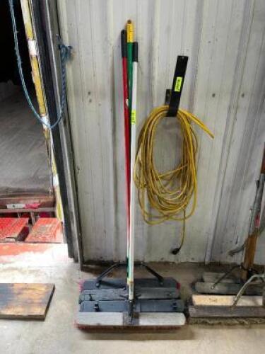 DESCRIPTION: (4) - HEAVY DUTY PUSH BROOMS LOCATION: DOCK DOOR AREA THIS LOT IS: SOLD BY THE PIECE QTY: 4