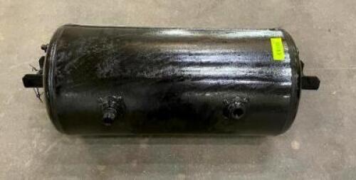 DESCRIPTION: COMMERCIAL AIR TANK RESERVOIR SIZE: 24" QTY: 1