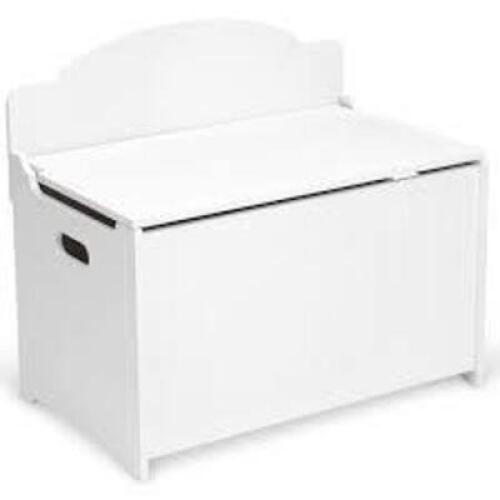 DESCRIPTION: (1) WOOD TOY STORAGE BOX BRAND/MODEL: DELTA CHILDREN #TB84475GN-1349 INFORMATION: MUST COME INSPECT FOR COLOR RETAIL$: $60.00 EA SIZE: IM