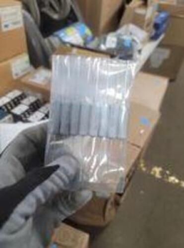 DESCRIPTION: (3) BOXES OF (32) INDUCTIVE RESISTOR BRAND/MODEL: 750R SIZE: MUST COME INSPECT QTY: 3