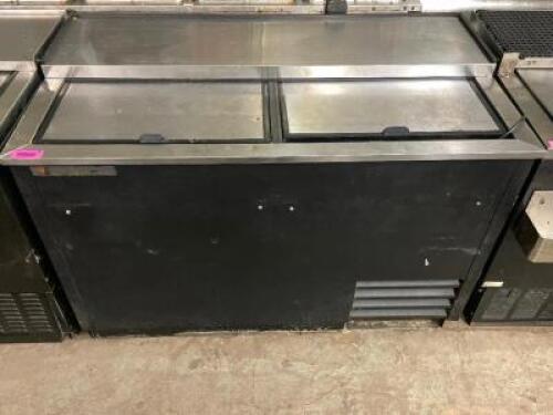 DESCRIPTION: TRUE 50"&nbsp; HORIZONTAL BOTTLE BOX. MODEL TRUE TD-50-18 ADDITIONAL INFORMATION: SN# 6502675, 115 VOLT, 1 PHASE QTY: 1