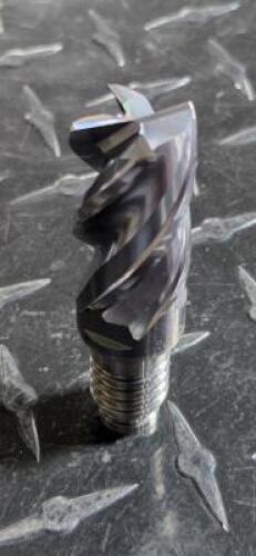DESCRIPTION: (1) SOLID CARBIDEDUO LOC 20 CORNER RADIUS END MILL HEAD BRAND/MODEL: KENNAMETAL 6072361 RETAIL$: $440.58 EA SIZE: 3/4" DIA 1-1/8" LOC 0.0