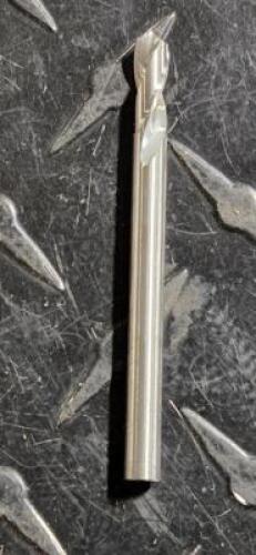 DESCRIPTION: (5) SOLID CARBIDE SPOTTING DRILLS BRAND/MODEL: FULLERTON 16062 RETAIL$: $20.80 EA SIZE: .75" X 2.5" QTY: 5