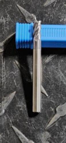 DESCRIPTION: (4) SOLID CARBIDE SQ END MIL BRAND/MODEL: GWS 120433 RETAIL$: $ 26.48 EA SIZE: 3/16" DIA 5/16" LOC QTY: 4