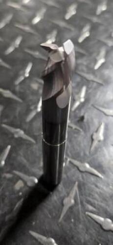 DESCRIPTION: (4) SOLID CARBIDE EXTENDED REACH CORNER RADIUS END MILL BRAND/MODEL: NIAGARA 02954793 RETAIL$: $141.00 EA SIZE: 1/2" DIA 5/8" LOC QTY: 4