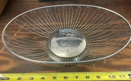 (12) 12" STAINLESS WIRE BREAD BASKETS