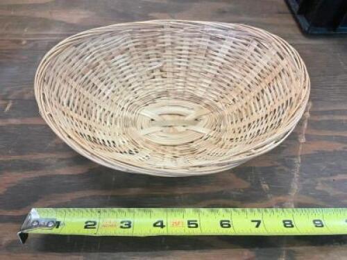 (24) 9" WICKER BREAD BASKETS