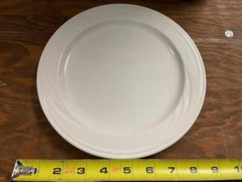 (30) 9" SYRACUSE CHINA PLATES