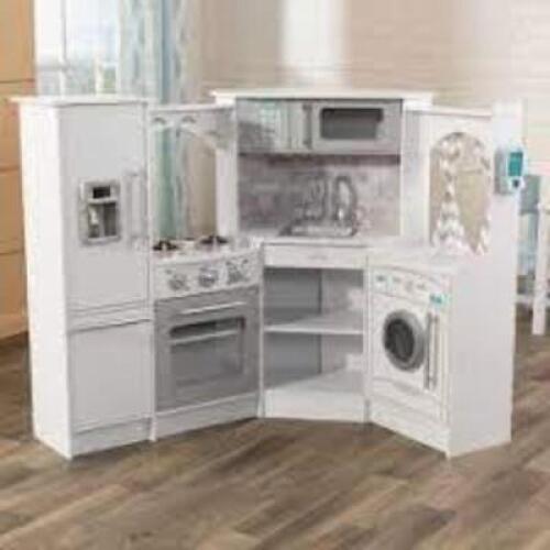 DESCRIPTION: (1) CORNER PLAY KITCHEN WITH LIGHTS AND SOUNDS BRAND/MODEL: KIDKRAFT RETAIL$: $254.00 EA QTY: 1