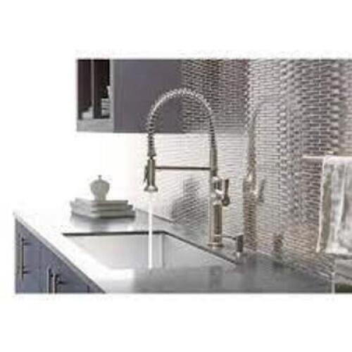 NAME: Sous Pro-Style Single-Handle Pull-Down Sprayer Kitchen Faucet in Vibrant Stainless