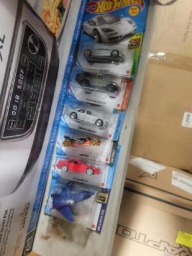 (6) TOY CARS