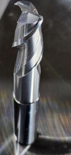 (4) SOLID CARBIDE BALANCED END MILL