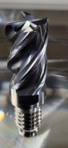 (2) SOLID CARBIDEDUO LOC 20 CORNER RADIUS END MILL HEAD