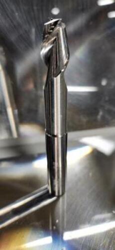 (2) 2 FLUTE AX2 REDUCED SHANK CARBIDE ED MILL