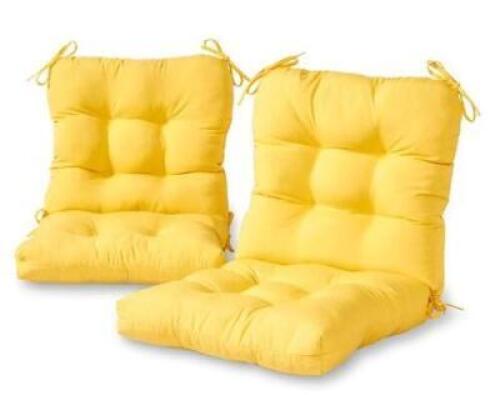 DESCRIPTION (2) GREENDALE OUTDOOR DINING CHAIR CUSHION BRAND/MODEL OC5815-SUNBEAM ADDITIONAL INFORMATION SUNBEAM YELLOW/RETAILS AT $58.19 EACH SIZE 21
