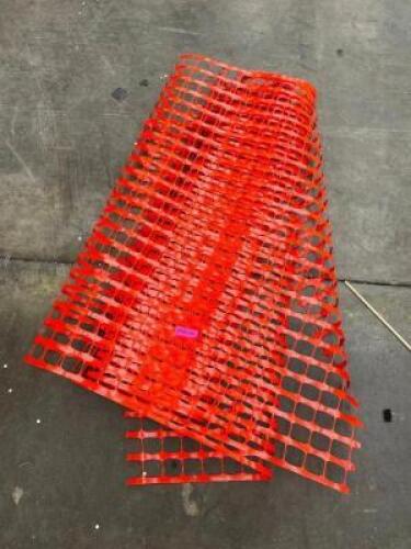 LARGE ROLL OF SAFETY FENCE
