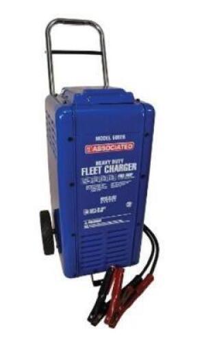 DESCRIPTION (1) ASSOCIATED EQUIP AUTOMATIC BATTERY CHARGER BRAND/MODEL 6002B ADDITIONAL INFORMATION BOOSTING/400AMP/4-AWG/RETAILS AT $1,021.33 SIZE 30