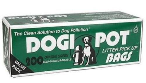 DESCRIPTION (6) DOGIPOT SMART LITTER BAGS BRAND/MODEL 1402 ADDITIONAL INFORMATION GREEN/EACH BOX CONTAINS 200 BAGS/RETAILS AT $16.15 EACH SIZE 16.1"L