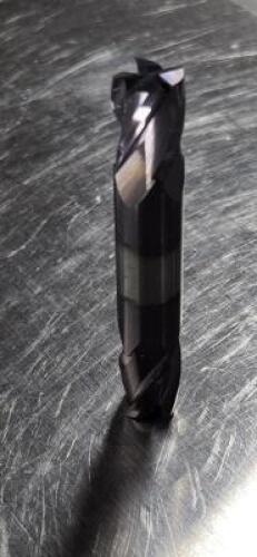 DESCRIPTION: (2) SOLID CARBIDE DOUBLE SIDED SQ. END MILL BRAND/MODEL: YG1 33593TF INFORMATION: 4 FLUTE, CENTER CUTTING RETAIL$: $ 75.03 EACH SIZE: 1/2