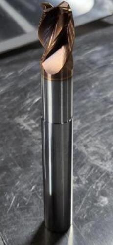 DESCRIPTION: (1) HIGH PERFORMANCE CARBIDE CORNER RADIUS END MILL BRAND/MODEL: DATA FLUTE SSLSM40750C7 RETAIL$: 197.86 SIZE: 3/4" DIA 1" LOC QTY: 1