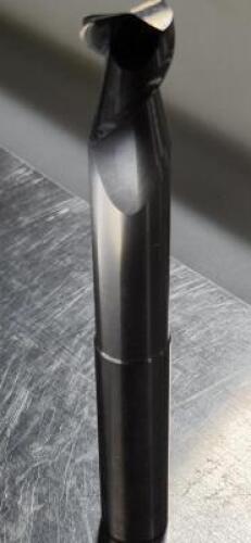 DESCRIPTION: (4) HIGH PERFORMANCE CARBIDE REDUCED NECK END MILL BRAND/MODEL: DATA FLUTE HSML20750 .150 RAD RETAIL$: 236.5 SIZE: 3/4" DIA 1" FL LNGTH Q
