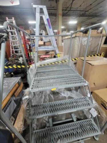 DESCRIPTION: (1) 2 PERSON PLATFORM STEPS BRAND/MODEL: COTTERMAN INFORMATION: GREY RETAIL$: $1,245.58 EA SIZE: 800 LB MAX LOAD QTY: 1