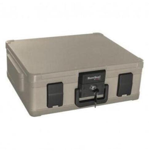DESCRIPTION (1) SURE SEAL LOCKING CHEST BRAND/MODEL FIREKING #SS104 ADDITIONAL INFORMATION RETAILS FOR $288.00 SIZE 3 4?5" X 14 4?5" X 12" THIS LOT IS