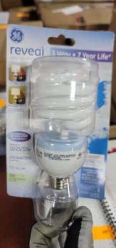DESCRIPTION: (4) LIGHT BULBS BRAND/MODEL: GE REVEAL SIZE: 16W QTY: 4