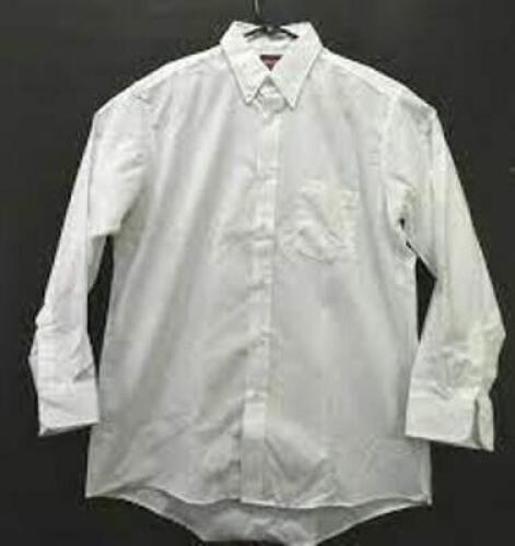 DESCRIPTION: (6) CUFFED WHITE LAB COAT LONG SLEEVE BRAND/MODEL: RED KAP #SR70WH6 INFORMATION: WHITE RETAIL$: $7.00 EA SIZE: 175-34 QTY: 6